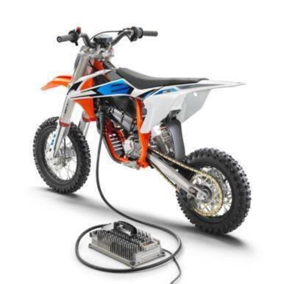KTM SX-E 5 (2021 - 22) (2)