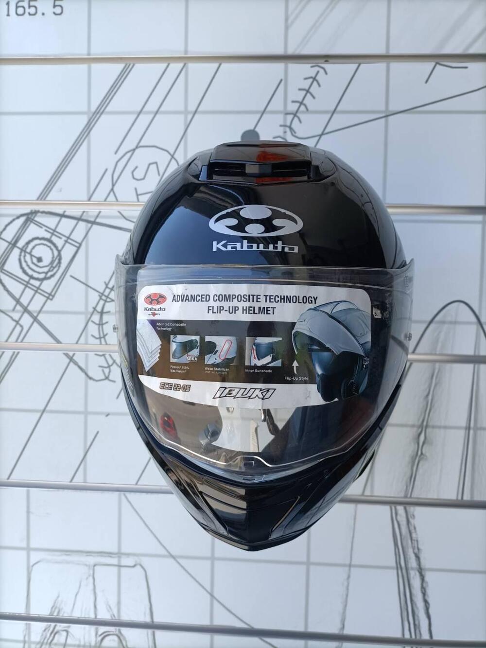 Casco Kabuto Ibuki (2)