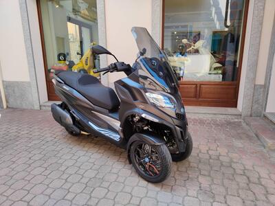 Piaggio MP3 530 Hpe Exclusive (2025) nuova