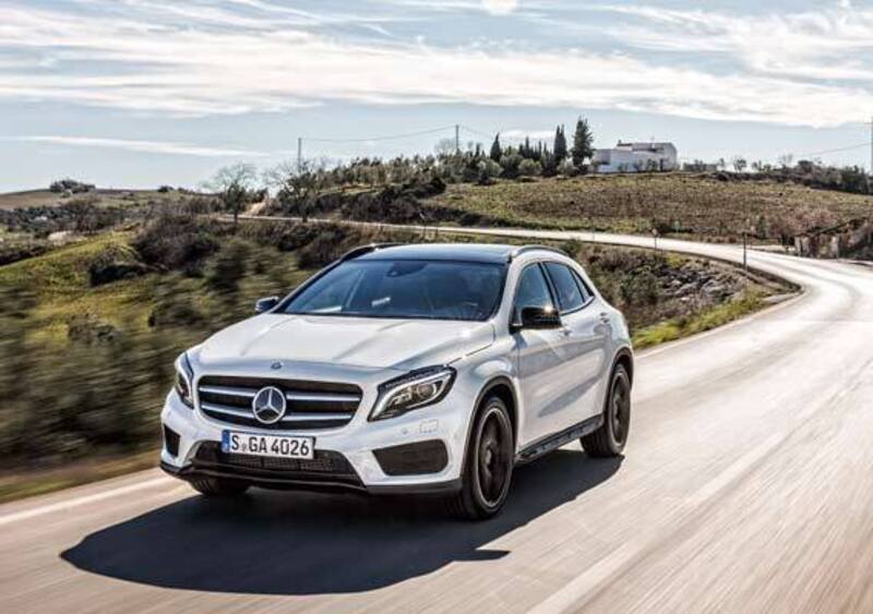 Mercedes-Benz GLA SUV (2013-20) (9)