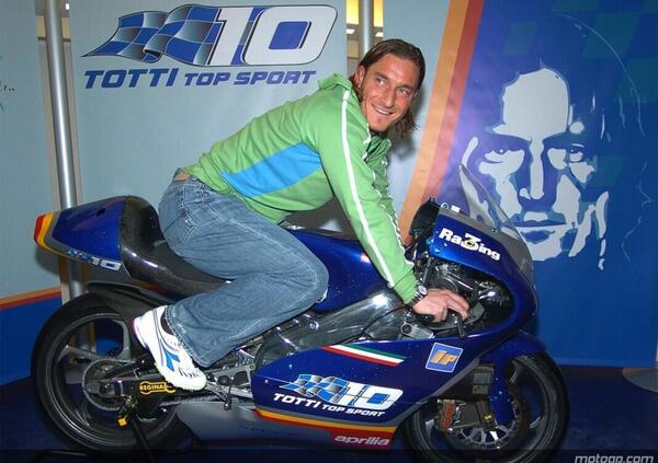 La storia tra Francesco Totti e Ilary Blasi &egrave; durata comunque pi&ugrave; del suo team in MotoGP