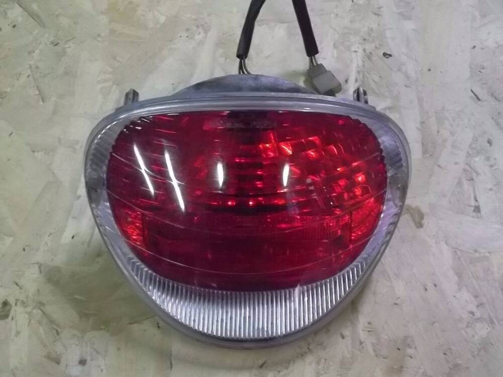 FARO POSTERIORE Aprilia SCARABEO LIGHT 250-300 (2)