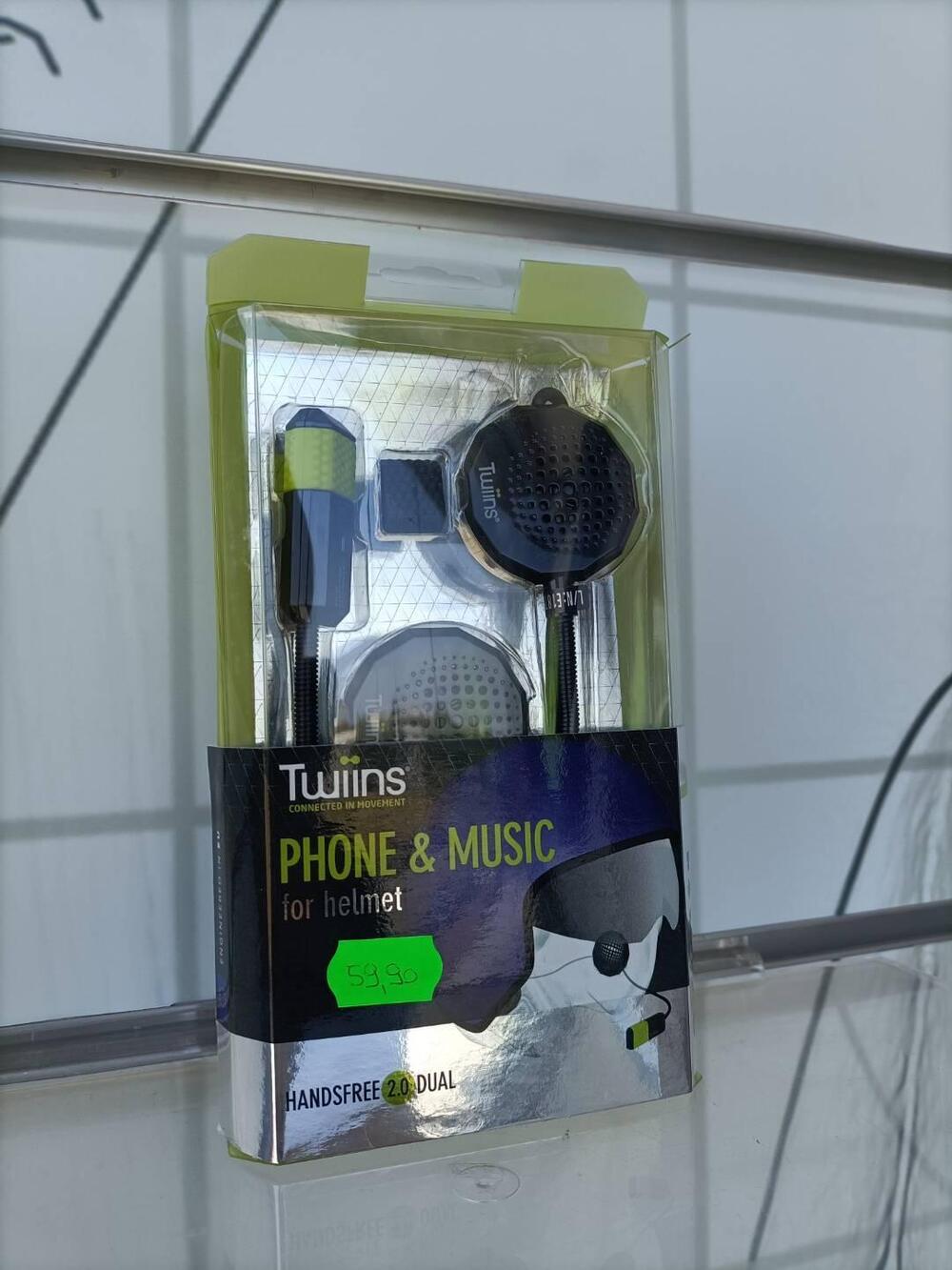 TWINS phone and music Twiins