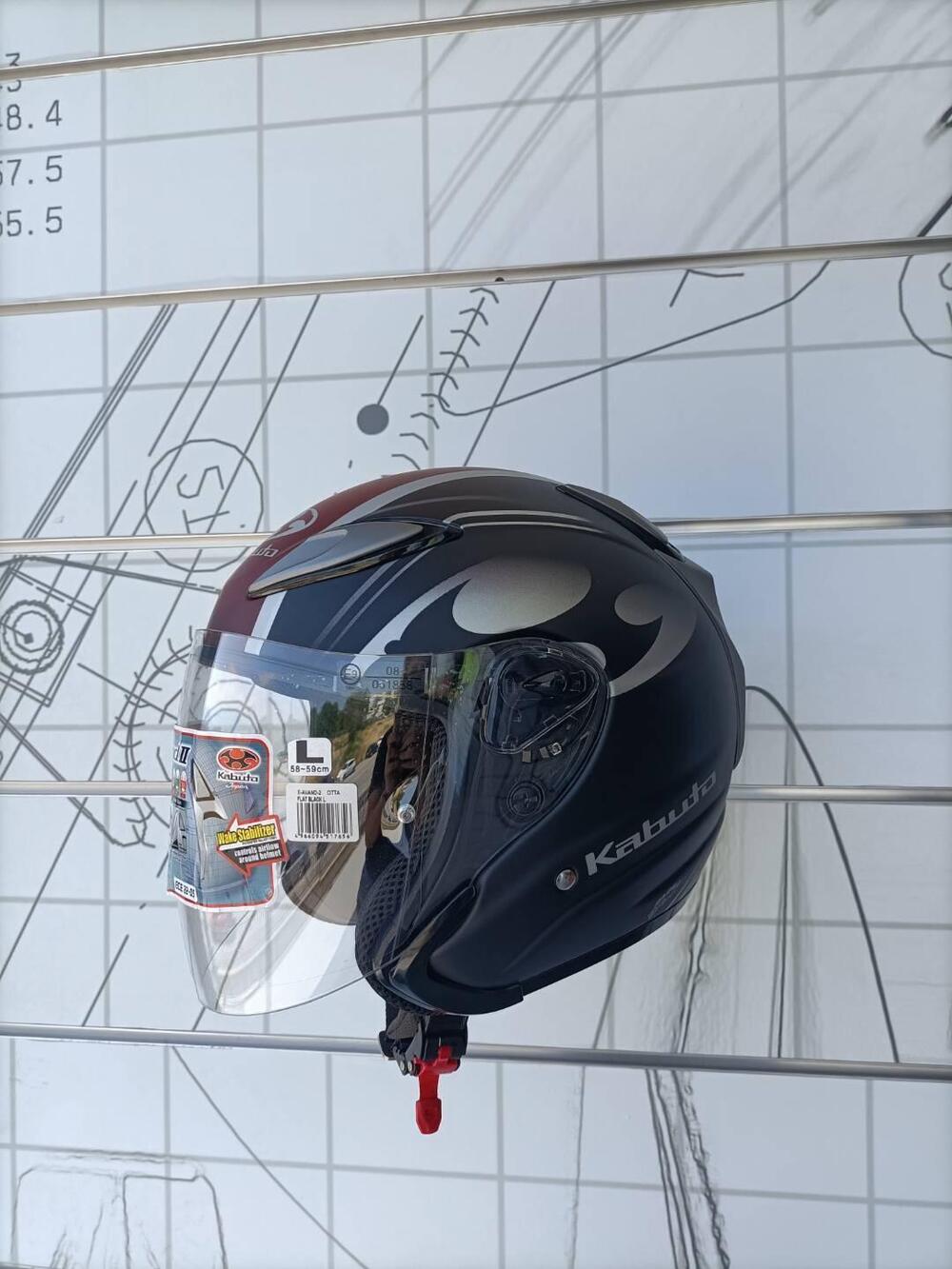 Casco Kabuto AVAND II (2)