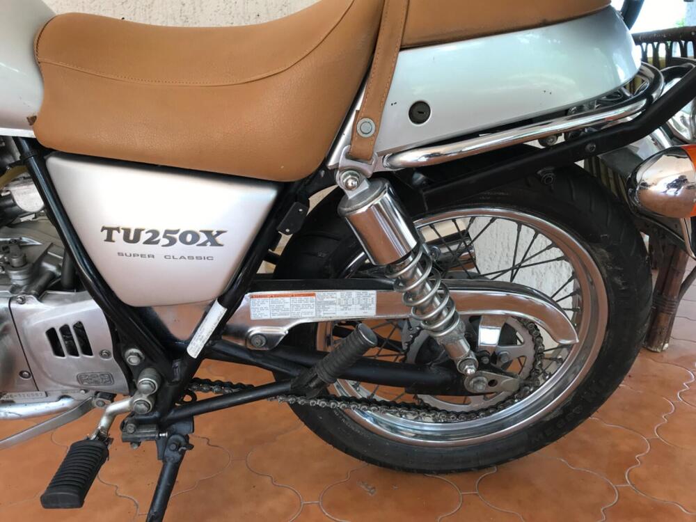 Suzuki TU 250 XX Super Classic (1996 - 00) (7)