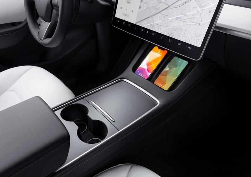 Tesla Model Y (2021-->>) (30)