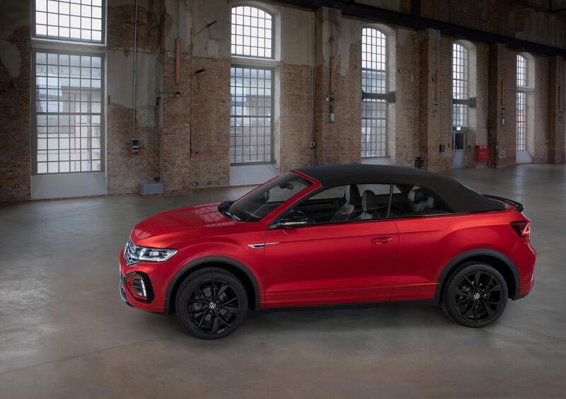 Volkswagen T-Roc Cabrio (2020-->>) (4)