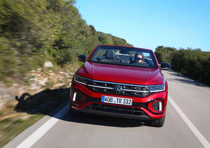 Volkswagen T-Roc Cabrio (2020-->>) (13)
