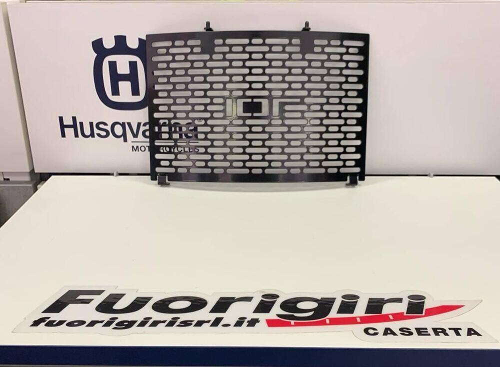 Griglia radiatore per husqvarna 701