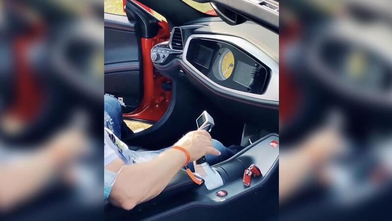 Ferrari 458 Paravan GmbH: senza volante, eppur si guida [video]