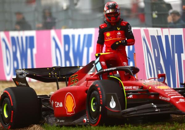 Sainz lancia l&rsquo;allarme su un &ldquo;nuovo&rdquo; problema in casa Ferrari