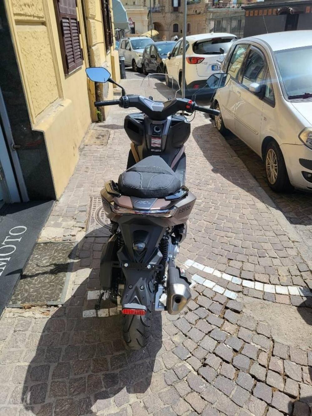 Kl Brera 300 (2022 - 25) (5)