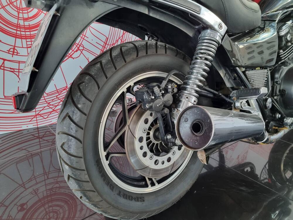 Honda VF 1100 C V65 Magna (1983 - 85) (7)