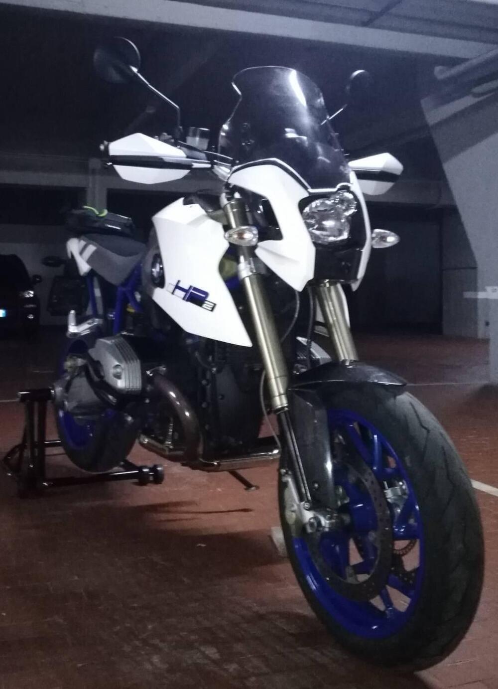 Bmw HP2 Megamoto (4)