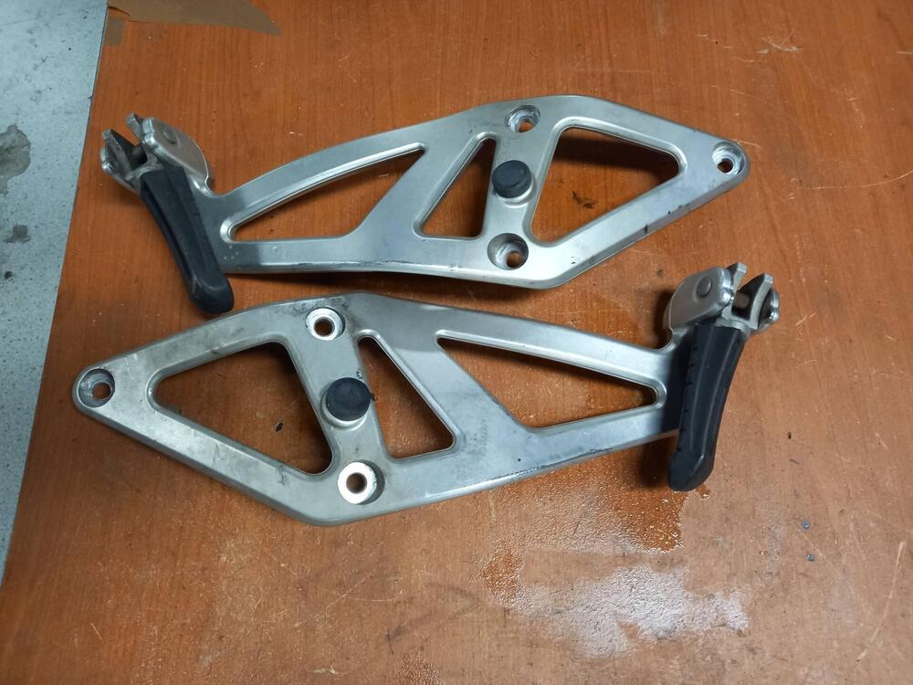 CERCHIO POSTERIORE CON DISCHI + CORONA SUZUKI V-S (4)