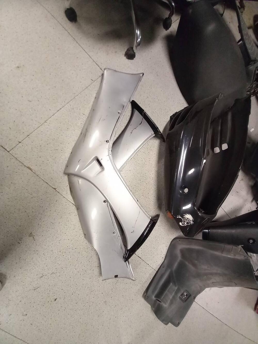 CERCHIO POSTERIORE CON DISCHI + CORONA SUZUKI V-S (9)