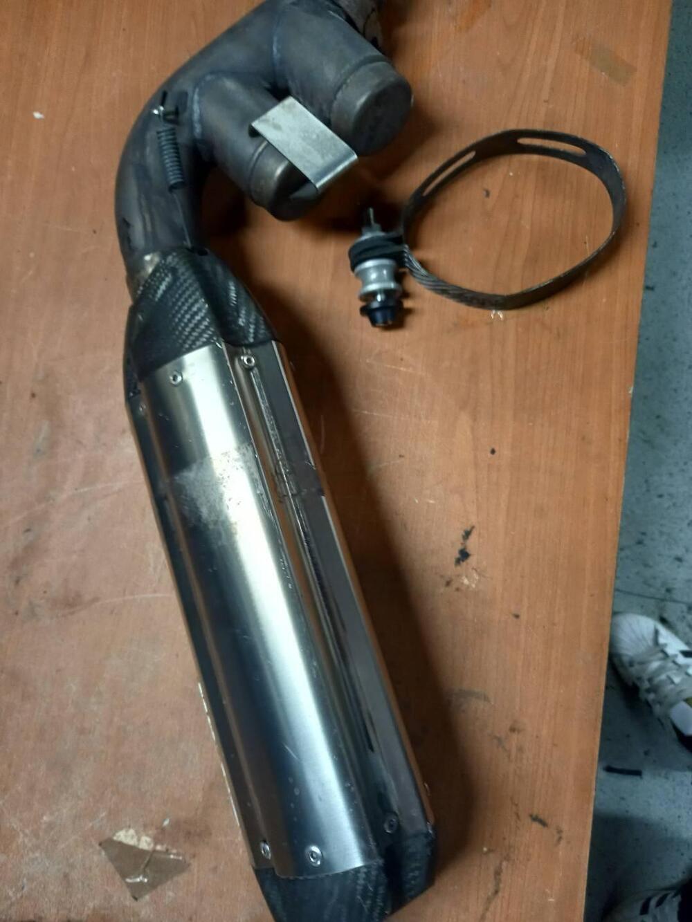 TERMINALE DI SCARICO OMOLOGATO CON DB KILLER - YAM Yamaha (5)