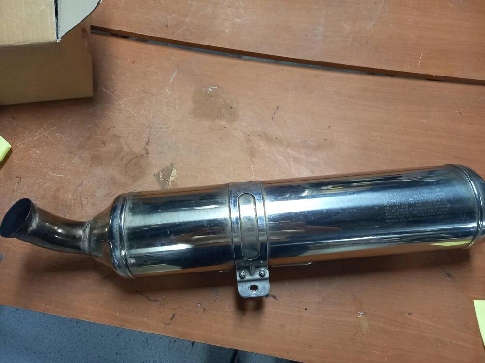 TERMINALE DI SCARICO OMOLOGATO CON DB KILLER - YAM Yamaha (9)