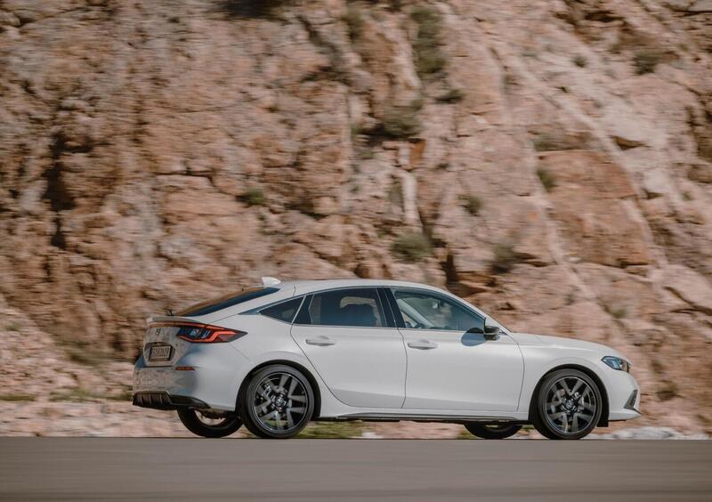 Honda Civic (2022-->>) (5)