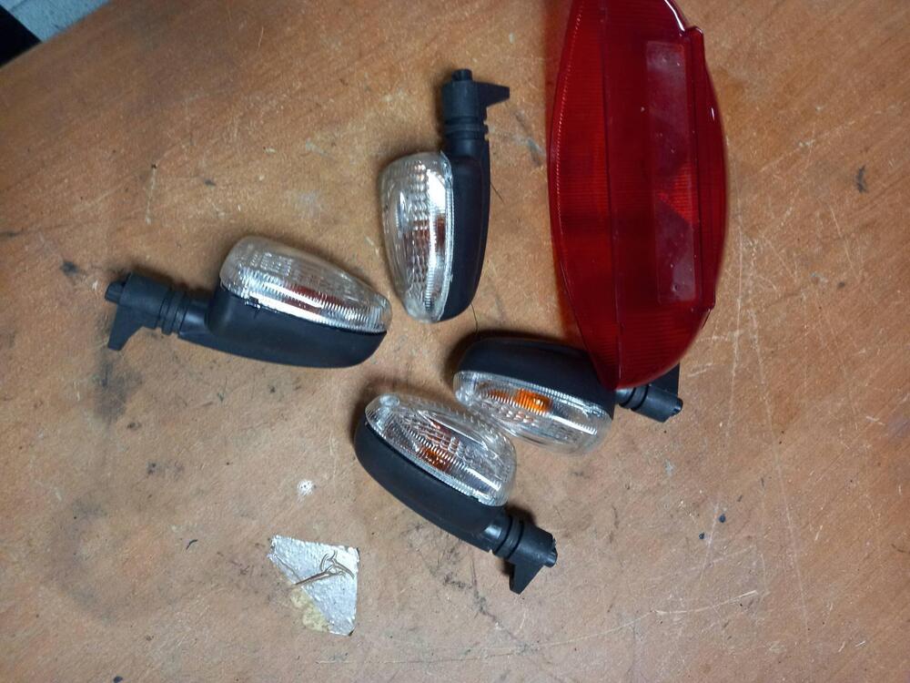 KIT 4 FRECCE + COVER FARO BMW F 800 S 2007 ,