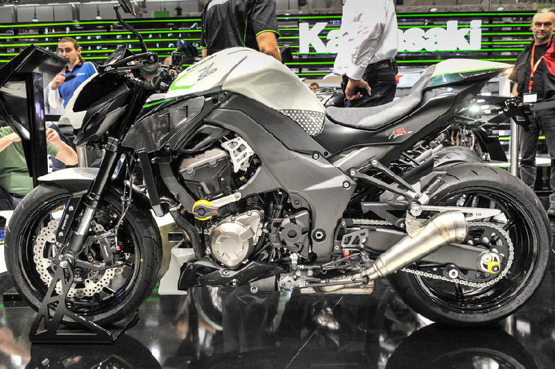 LSL Kawasaki Z1000 Custom Projekt