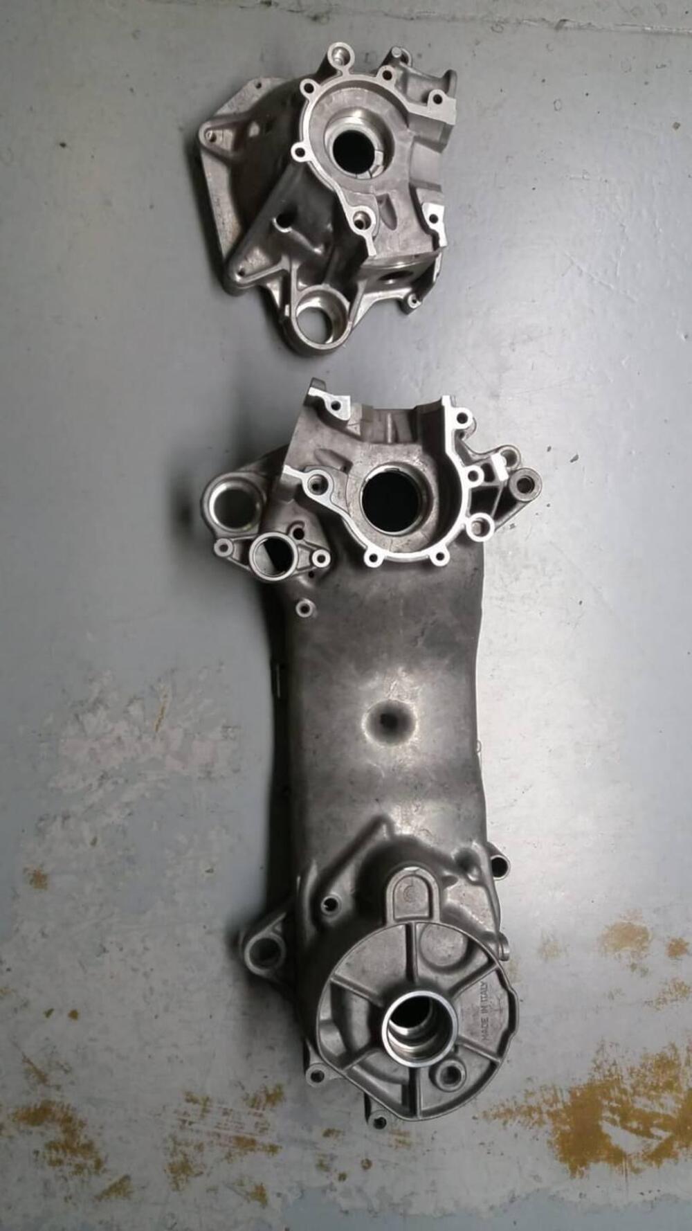 CARTER MOTORE PER SCOOTER APRILIA CODICE AP82066