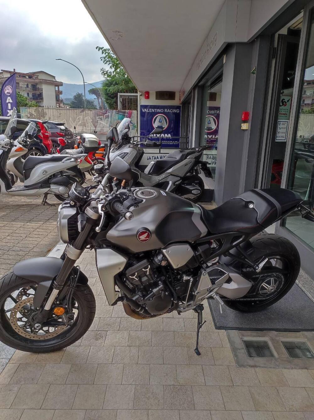 Honda CB 1000 R + Neo Sport Cafè (2019 - 20) (6)