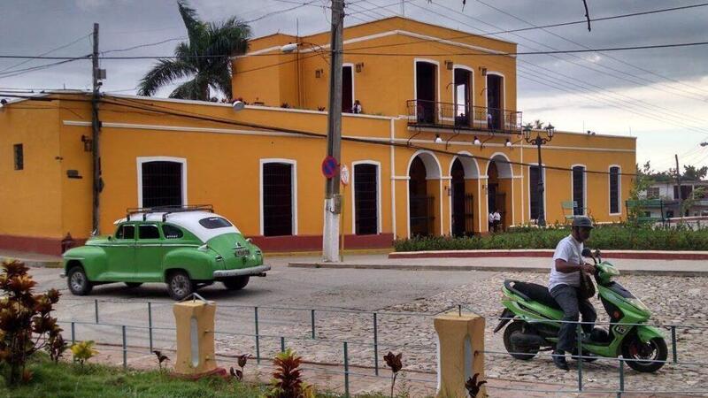 Cuba. Altro che sigari e Chevrolet, sempre pi&ugrave; moto elettriche