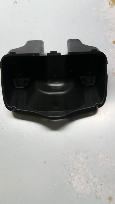 SCATOLA PORTAOGGETTI PER APRILIA MOJITO CODOCE AP8