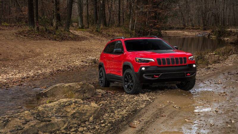 Problema ai freni per oltre 1 milione di Jeep Cherokee: l&#039;NHTSA americano indaga