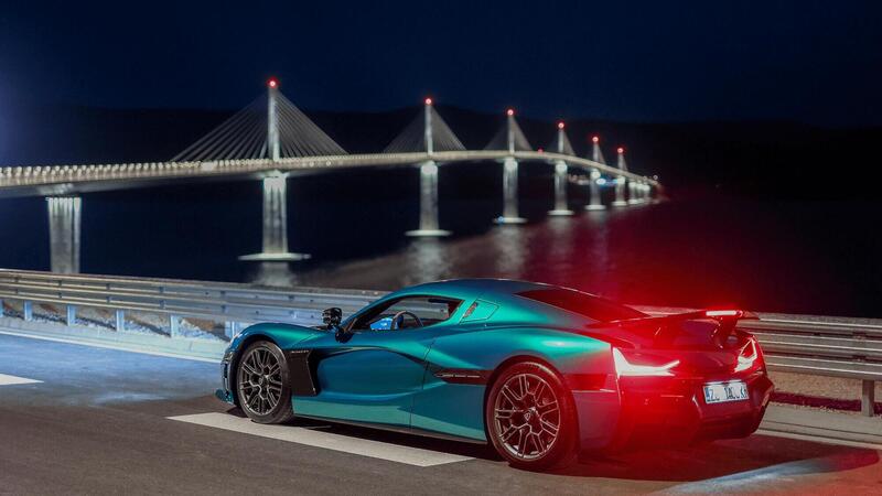 La Rimac Nevera inaugura un nuovo ponte in Croazia lungo pi&ugrave; di 2 chilometri