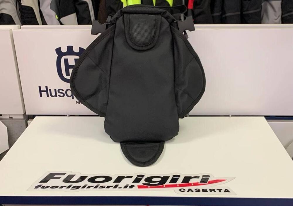 Borsa serbatoio universale s-line (2)