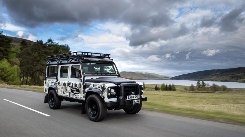 Forse &egrave; l&#039;ultima occasione: Land Rover Defender &quot;Classic&quot; in serie limitata