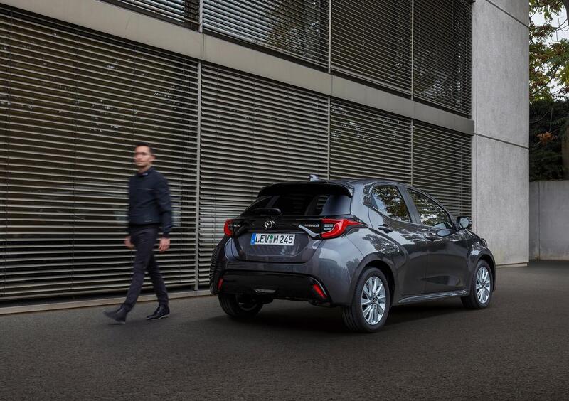 Mazda Mazda2 Hybrid (2021-->>) (3)