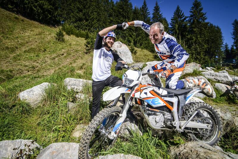 Joachim con Danny MacSkill, campione di bici trial e testimonial della Freeride E