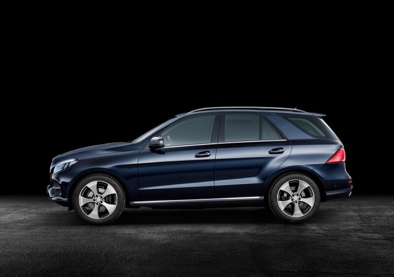 Mercedes-Benz GLE SUV (2015-19) (3)