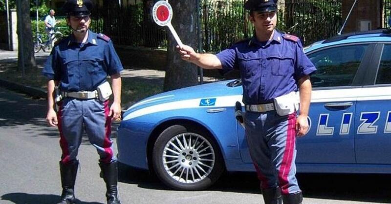 Pronti per le vacanze in auto? Ecco i consigli della Polizia Stradale prima di partire [VIDEO]