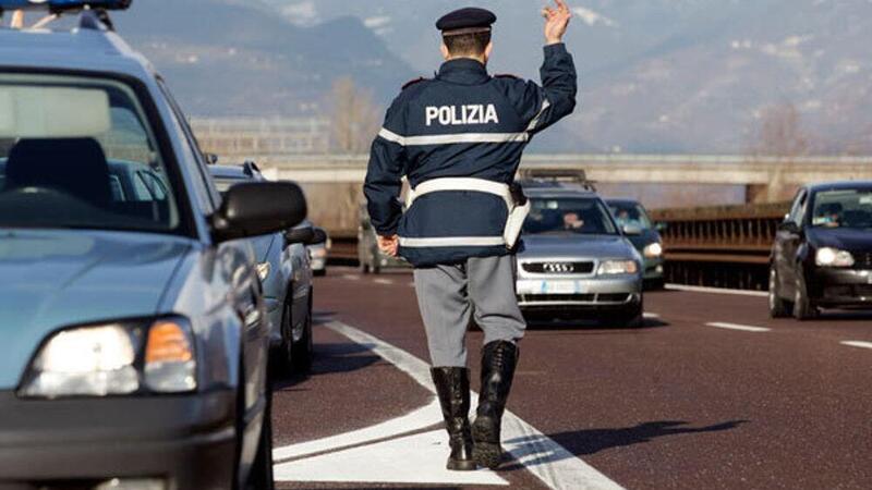 Pronti per le vacanze in auto? Ecco i consigli della Polizia Stradale prima di partire [VIDEO]