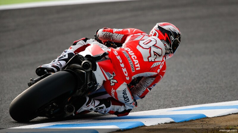 MotoGP. Qualifiche del GP del Giappone. Dovizioso in pole davanti a Rossi