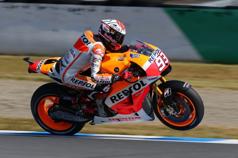 Marc Marquez impegnato nelle qualifiche a Motegi