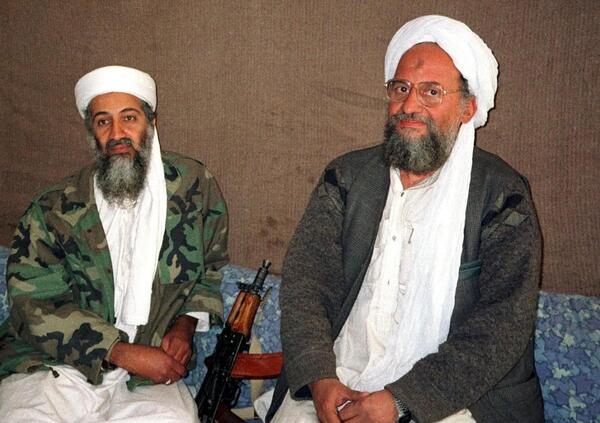 Ok, ma chi ca**o era Al-Zawahiri, il leader di Al Qaeda successore di Bin Laden ucciso in Afghanistan dagli Stati Uniti?