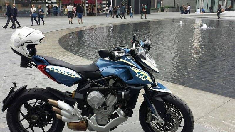 MV Agusta Rivale 800 in dotazione alla Polizia di Stato