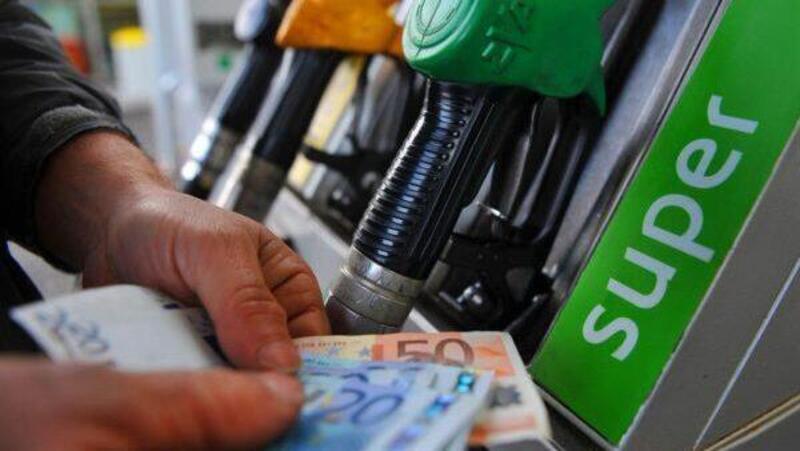 Sconto carburanti fino al 20 settembre. Cosa succede dopo le elezioni?