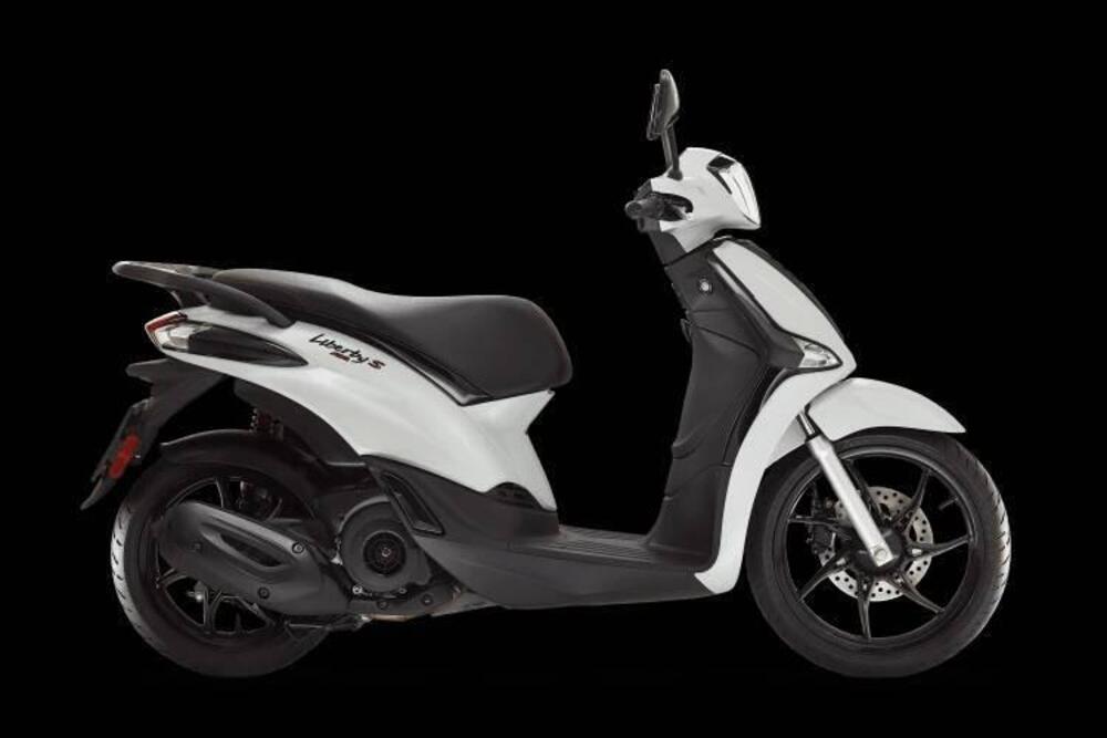 Piaggio Liberty S 50 4T (2020) (2)
