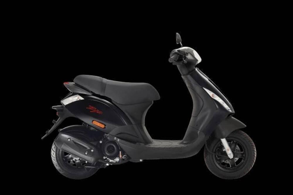 Piaggio Zip 50 4T (2021 - 25) (2)