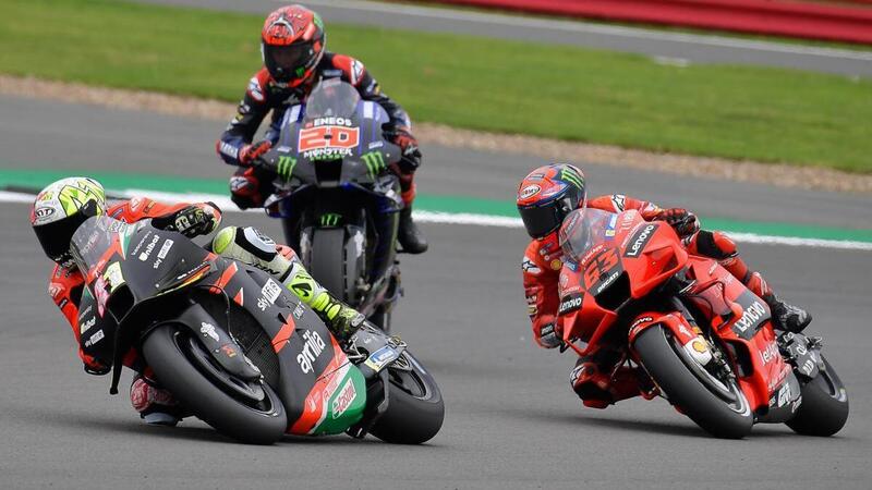 MotoGP 2022. GP del Regno Unito a Silverstone. Nelle Fp1 Ducati veloce, Aprilia costante, Fabio Quartararo sempre l&igrave;