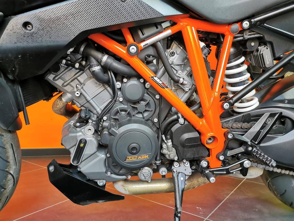 KTM 1290 Super Duke GT (2019 - 20) (7)