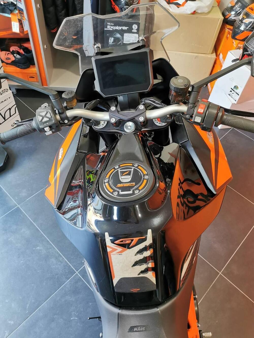 KTM 1290 Super Duke GT (2019 - 20) (10)