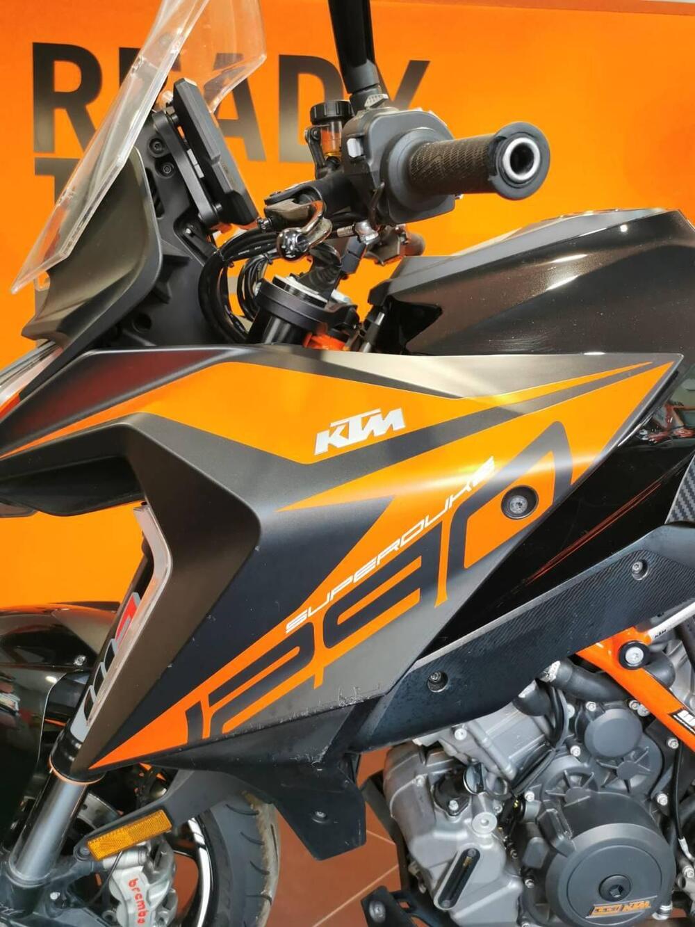 KTM 1290 Super Duke GT (2019 - 20) (11)