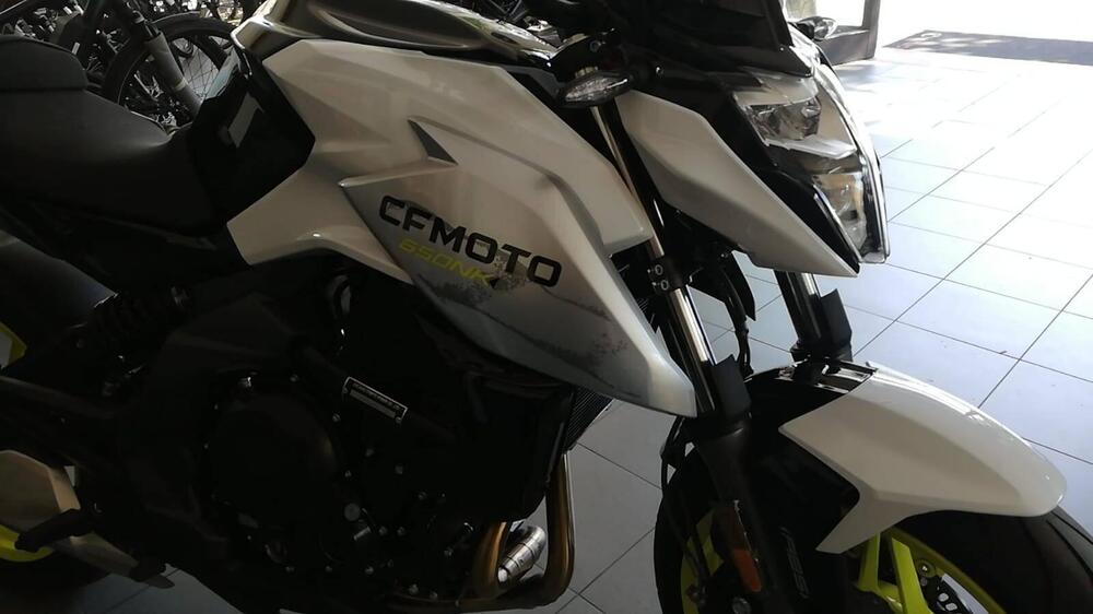 CFMOTO 650NK (2021 - 24) (3)